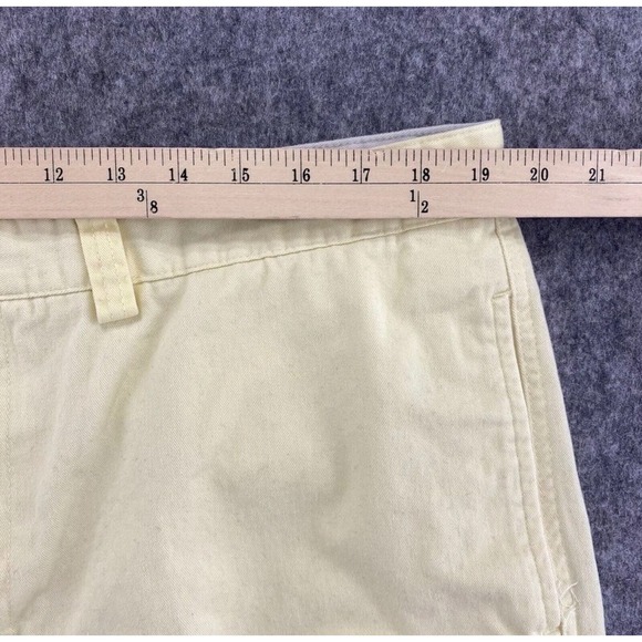 CHAPS Shorts Mens Size 40 Pastel Yellow Cotton Chino Casual Flat Front 4 Pocket - Picture 6 of 8
